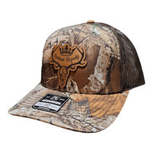 Load image into Gallery viewer, Camo Snapback
